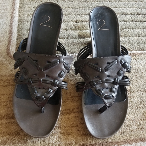 Mia 2 heels - Picture 2 of 8